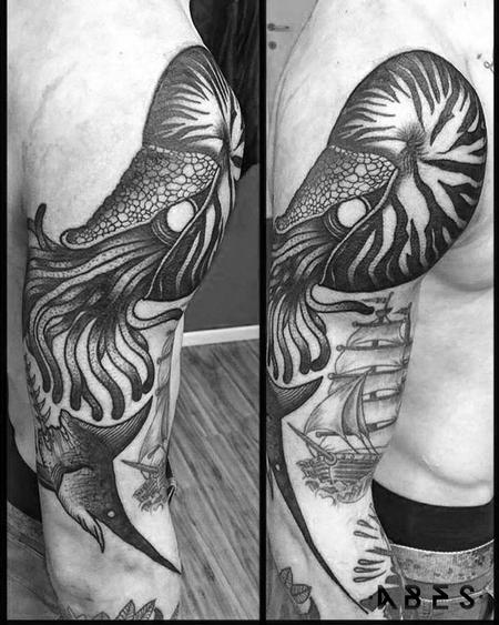 Tattoos - sea arm - 114956